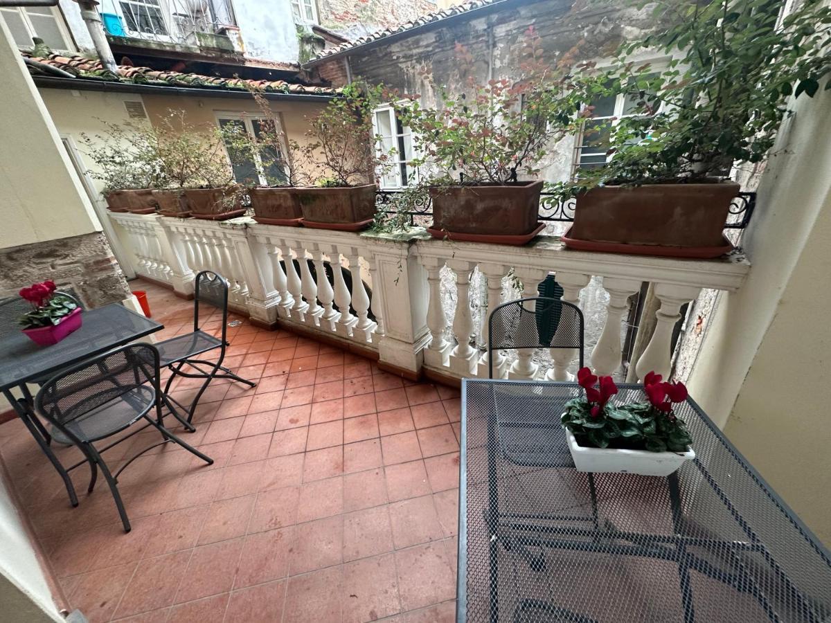 In Centro Lovely Home Lucca Exterior foto